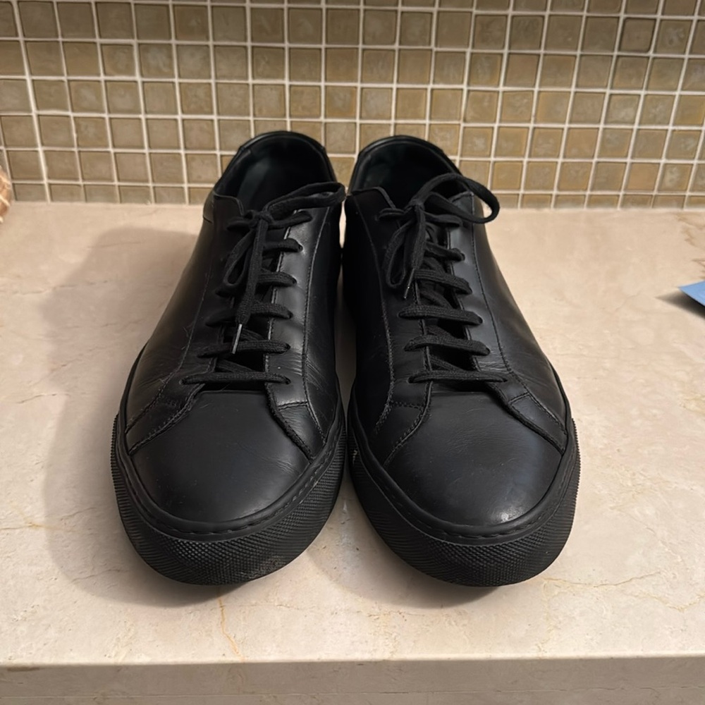 Common project shoes